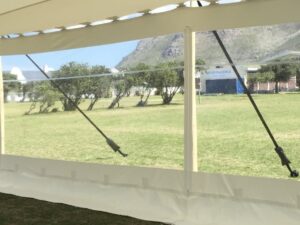 Stretch tent clear side